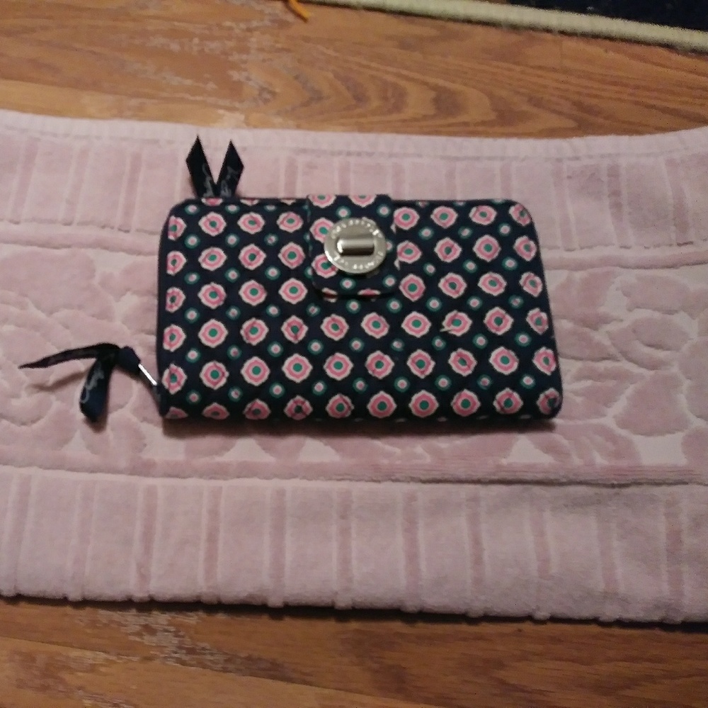 Vera bradley wallet